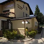 Pod Groniami Hotel