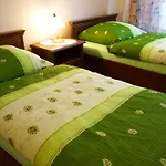 Pod Groniami Hotel