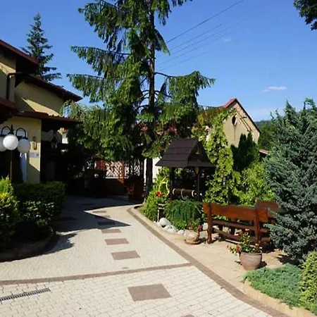 فندق Pod Groniami أوسترون