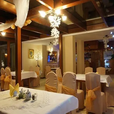 Hotel Pod Groniami *