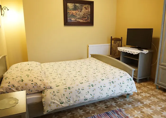 Pod Groniami Hotel *