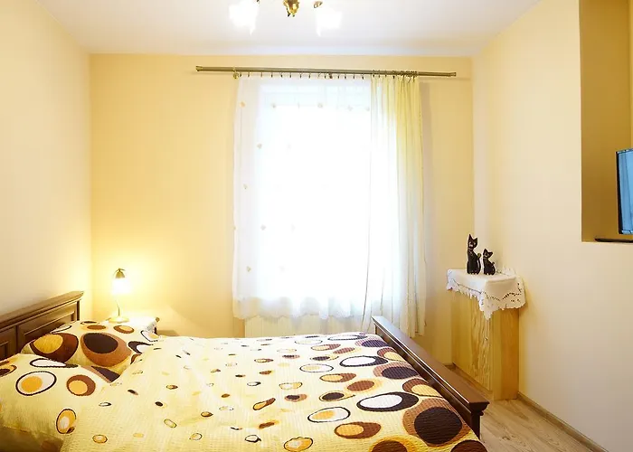 Pod Groniami فندق *